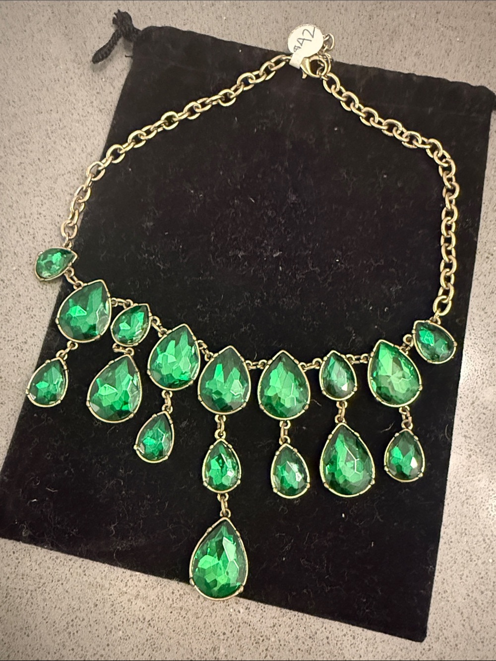 NWT Green Teardrop Statement Necklace - Gold Tone